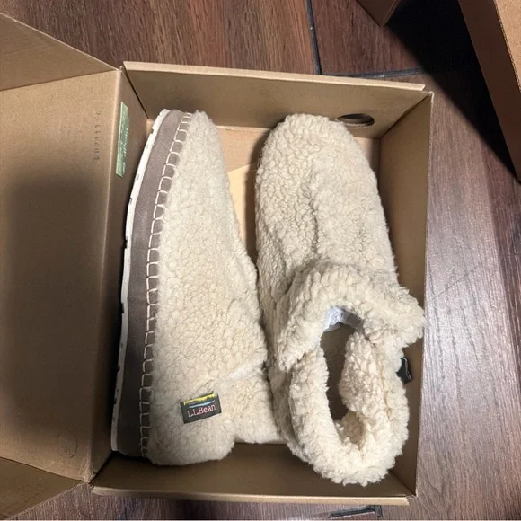 LL Bean Slippers Womens 8 M Cozy Bootie Cream Wool Pull On Comfort Ankle Top - Picture 4 of 5